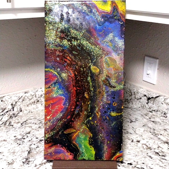 Fluid art - acrylic on canvas w epoxy resin finish - Picture 2 of 2